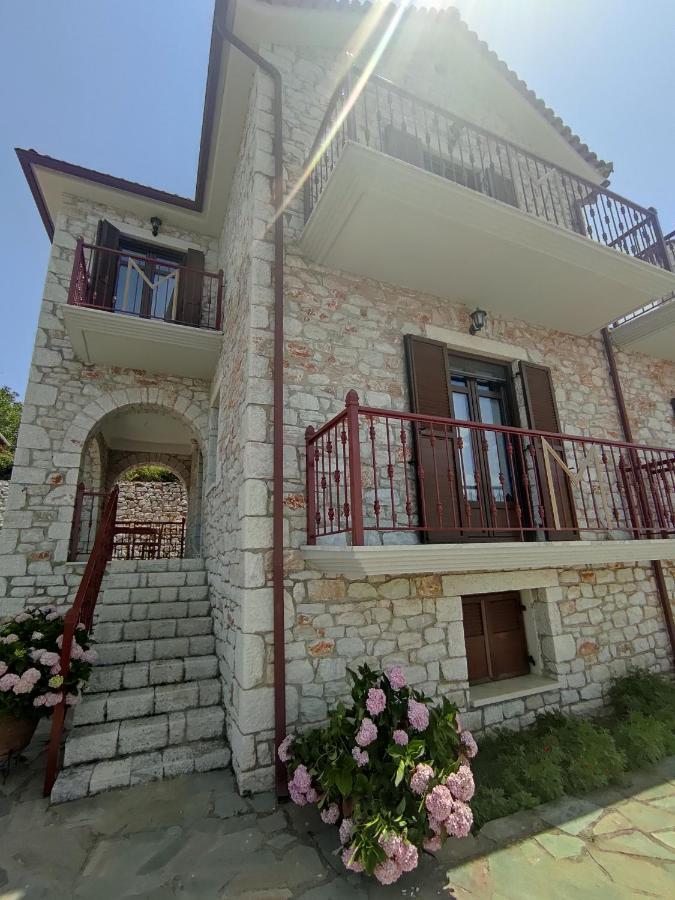 Meterizi Guesthouse Varvítsa Eksteriør bilde